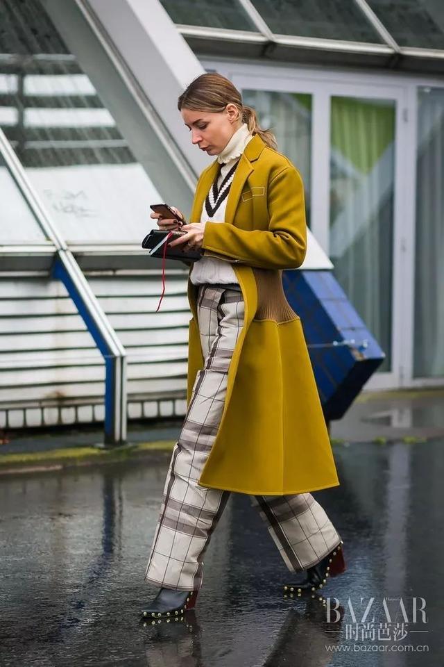 要冬季也有A4腰吧？那您须要看看宋茜刘涛是怎么样选斗篷的！