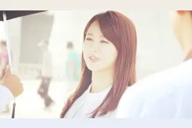 杨紫怒怼粉丝，背后真实的原因是什么，还有哪些明星脑残粉多？视频封面