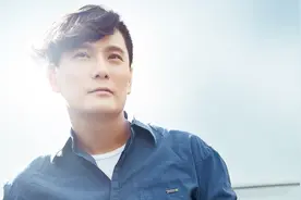 怀旧金曲：张信哲《且行且珍惜》生活不易，且行且珍惜，尽在歌里视频封面