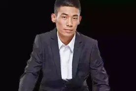 旭旭宝宝：一个王座本源可以比的上三个黄金杯