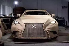 奇葩还是创意？脑洞大开的日本牛人用纸板造车，不仅漂亮还能开！视频封面