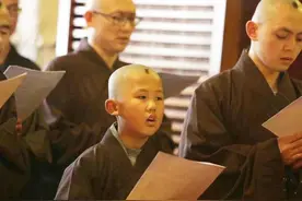 27位净人放下尘缘 祖孙三代剃度出家图片