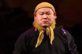 3句能把人逗乐的岳云鹏，却因她的3句词大哭，网友：换我我也哭图片