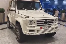 巴博斯-奔驰G500敞篷版，全球限量版视频封面