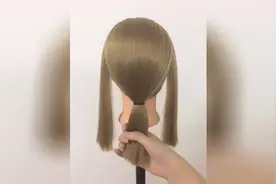 过肩发的美女学会这几种扎发，每天美美的！