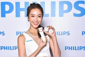 隋棠秀腹肌马甲线 原来她是这样练成的图片