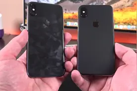 两种型号的iPhone X拆箱对比，你买了没？视频封面