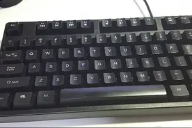 暴力拆解七巧手M768（贼鸥Titon100）机械键盘图片