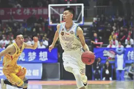 「集锦」新疆119-108同曦 亚当斯40分阿巴斯46+15视频封面