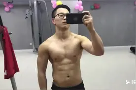 8个帅哥，8种肌肉，你喜欢哪个帅哥，哪种肌肉呢？