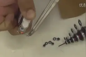 海钓达人教你矶钓竿断竿的修理方法，效果真不错！视频封面