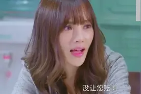李小璐借婆婆包参加同学聚会，得知包价格回来态度立马变了！视频封面
