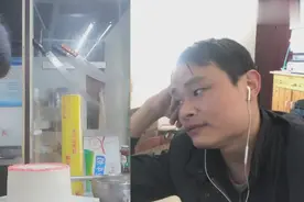 梦幻西游：李永生看着美女做蛋糕很陶醉