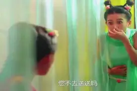 太子妃升职记：张天爱饰演太子妃腹泻不止，侍女绿篱被臭吐视频封面