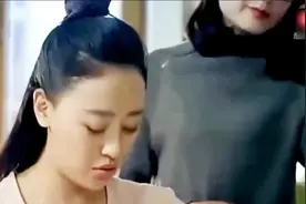 催奶师帮产妇催奶，遭到产妇嫌弃当面怒骂，让她当场就崩溃了！视频封面