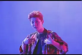 学霸哥评鹿晗新专辑视频封面