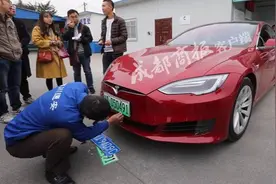 成都开启绿牌时代，想给新能源汽车换牌，司机赶紧去这19个地方图片