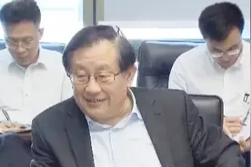 万钢在南方科技大学调研 努力为创新型国家建设作出更大贡献视频封面