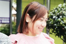 你知道男人最喜欢听女友说什么吗？这个美女给出了最完美的答案！