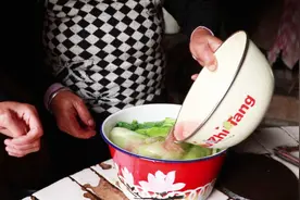 农村奶奶秘制老坛酸菜，配方独特，做法简单一看就会视频封面