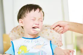 3岁宝宝不爱吃饭，全怪父母非得这样做，得知真相全家后悔不已！