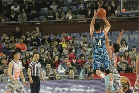 CUBA东南赛区：浙大力克厦大开门红图片