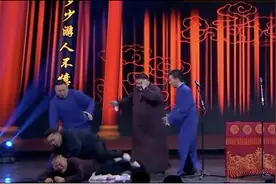 岳云鹏为何遭于谦“暴打”？ 或与潘长江争“喜剧之王”图片