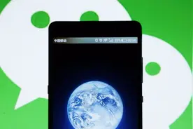 朋友的手机微信设置了双头像，特别有意思！是如何设置的呢？视频封面