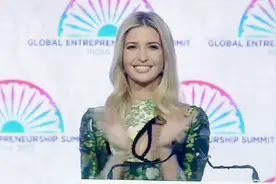 特朗普长女伊万卡访问印度 总理莫迪太激动全程贴身陪同视频封面