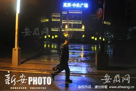 合肥一妇女发传单遭保安驱逐 追逐中倒地不起不幸身亡图片