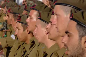 小说：特种兵巧妙过河，果然是特种兵自有妙招，堪称经典图片