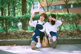 小说：她当大小姐替身，冒充总裁未婚妻，刚进豪门就被小姑子嫌弃图片