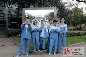 燃爆了！杭州“00后”高中生自编嘻哈为祖国打call图片