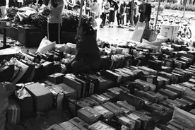 快递包裹放在代收点丢了 我们该如何维权？图片