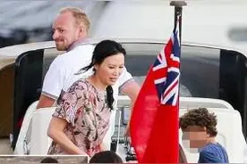 邓文迪绯闻 带女儿豪华游艇上度假照曝光图片
