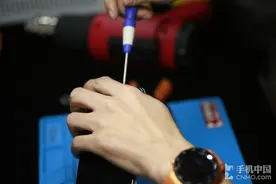 iPhone X拆机解析 双电芯设计引领新方向图片