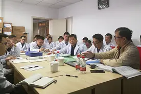 重医附一院专家到潼南区人民医院对二甲复评及三甲创建工作进行专项指导图片