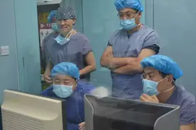 青医·技术｜青大附院在省内率先开展准分子激光消蚀术治疗复杂冠心病图片