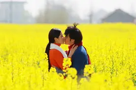《姐妹兄弟》冯雷找初恋感觉 亲密戏有尴尬图片