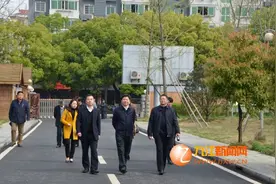 市教育局党委书记樊仁到九江七中调研指导工作图片