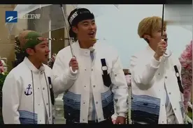 baby穿粉裙热情拥抱热巴，郑恺激动地把伞都扔了视频封面