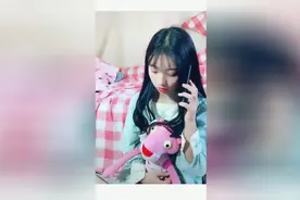 妹子这是几天没洗头了？头发反过来的一瞬间我真是惊愕了视频封面