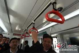 石家庄地铁1、3号线迎来首列车图片