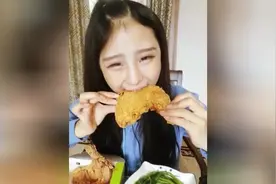 吃货界小美女，快手猫妹妹，炸鸡篇！