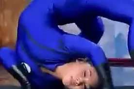 这还是人吗 美女逆天表演视频封面