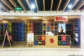 户外圈日报 TNF店开进纽约第五大道比基尼滑雪创纪录图片