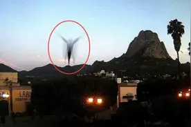 墨西哥一小镇的空中惊现神秘耶稣像！图片