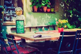 被雨困住的尘世；只为那一丝温暖图片