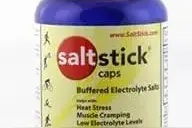 跑步专家告诉你，Saltstick两种盐丸的成分区别图片