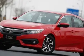 最新本田思域简直逆天：售价13万百公里加速7.2秒颜值超高图片